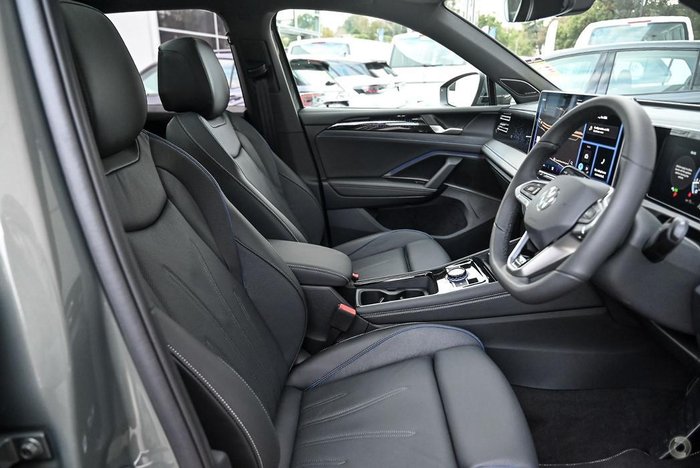 2025 Volkswagen Tiguan 195TSI R-Line