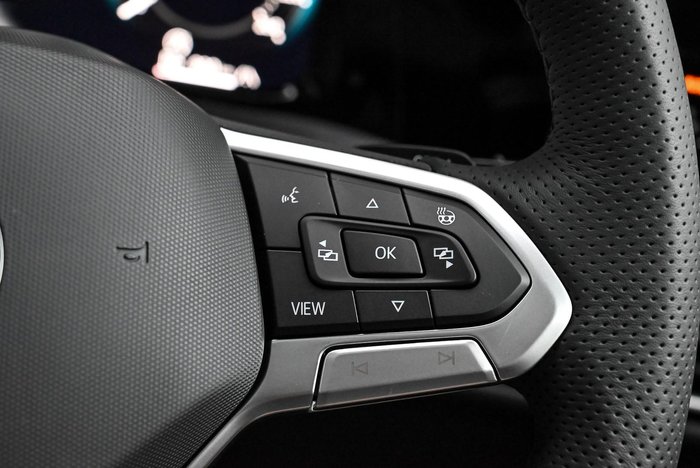 2025 Volkswagen Golf 110TSI R-Line