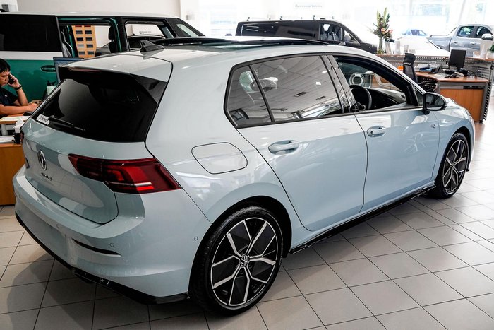 2025 Volkswagen Golf 110TSI R-Line