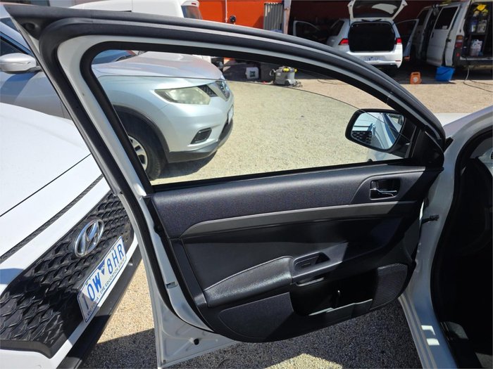 2013 Mitsubishi Lancer ES CJ MY14 White