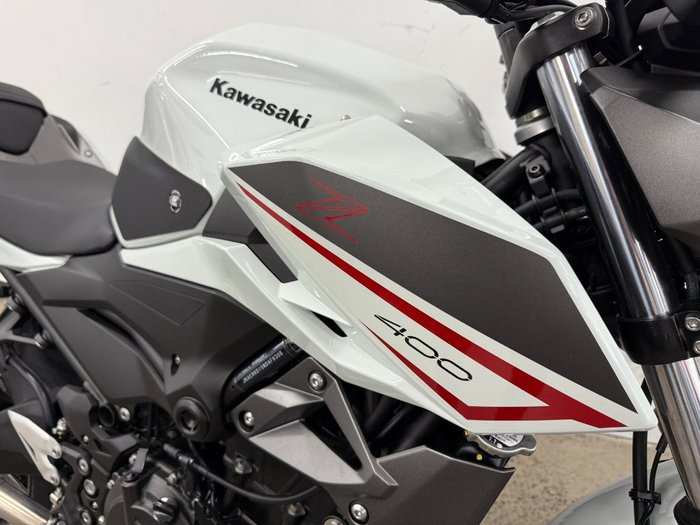 2021 Kawasaki 2021 Kawasaki 400CC Z400 SPORTS White