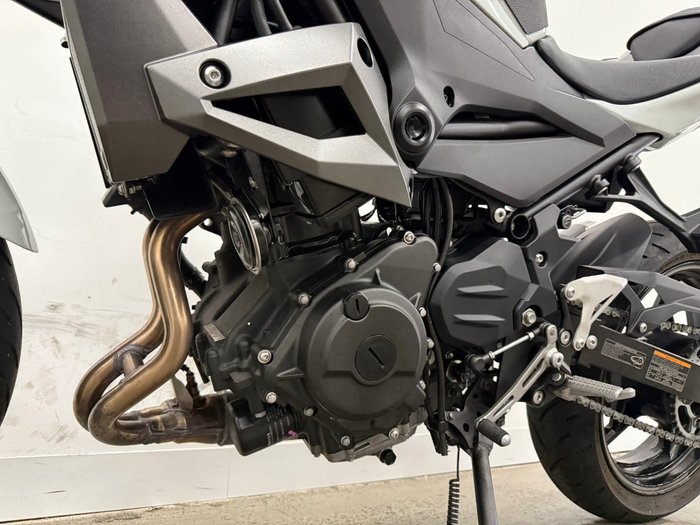 2021 Kawasaki 2021 Kawasaki 400CC Z400 SPORTS White