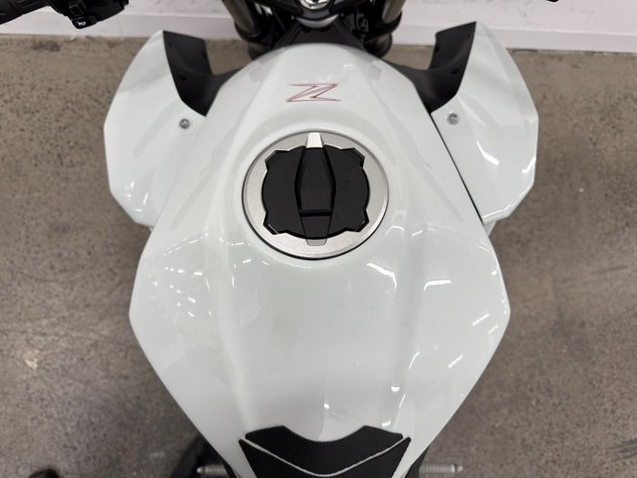 2021 Kawasaki 2021 Kawasaki 400CC Z400 SPORTS White