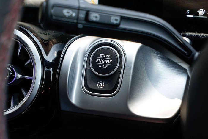 2024 Mercedes-Benz GLB-Class GLB200