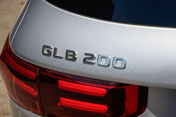 2024 Mercedes-Benz GLB-Class GLB200