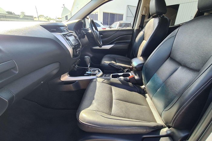 2018 Nissan Navara ST-X