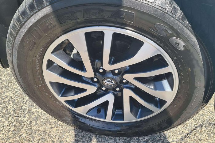 2018 Nissan Navara ST-X