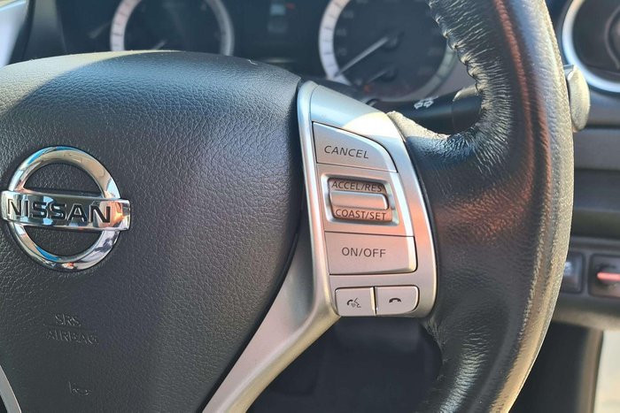 2018 Nissan Navara ST-X