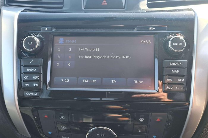 2018 Nissan Navara ST-X