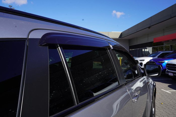 2025 Isuzu MU-X X-TERRAIN