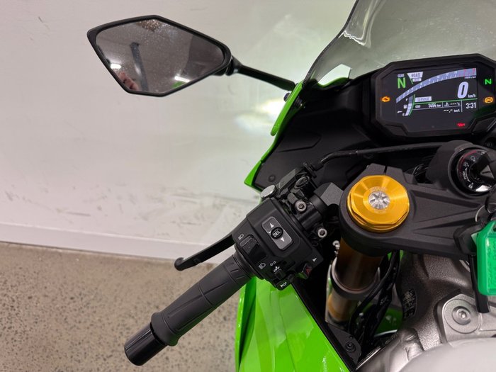 2024 Kawasaki NINJA ZX-6R (636) KRT EDITION Green