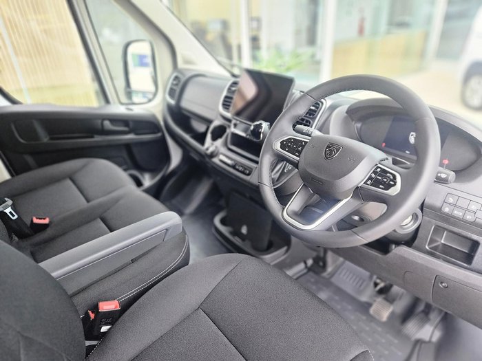 2025 Peugeot Boxer Pro X250 MY25 Ice White