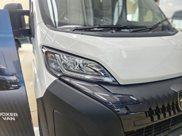 2025 Peugeot Boxer Pro