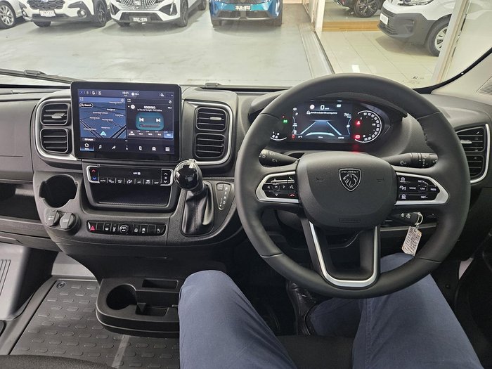 2025 Peugeot Boxer Pro