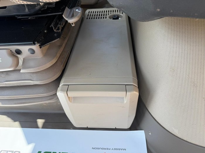 2019 John Deere 8245R