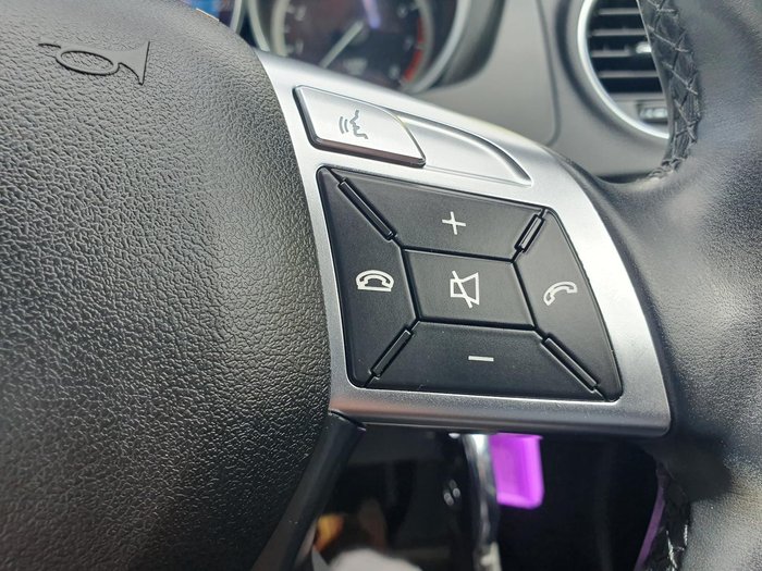 2013 Mercedes-Benz C-Class C200 Avantgarde W204 Tenorite Grey