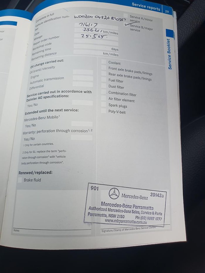 2013 Mercedes-Benz C-Class C200 Avantgarde W204 Tenorite Grey