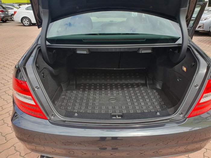 2013 Mercedes-Benz C-Class C200 Avantgarde W204 Tenorite Grey