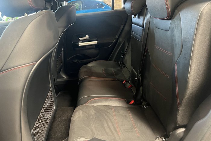 2025 Mercedes-Benz GLA-Class GLA250