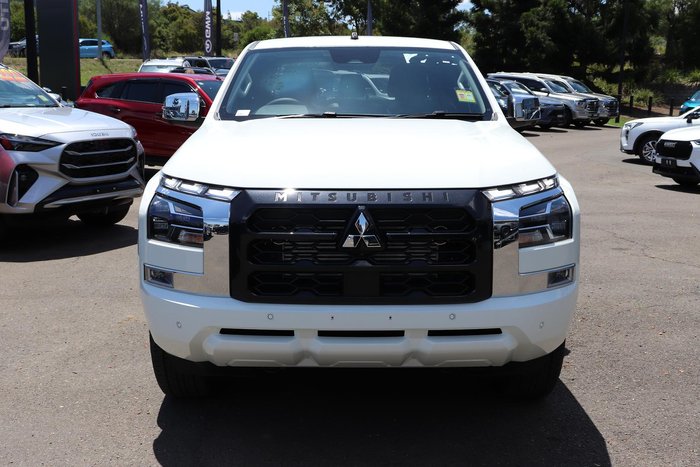 2025 Mitsubishi Triton GLS