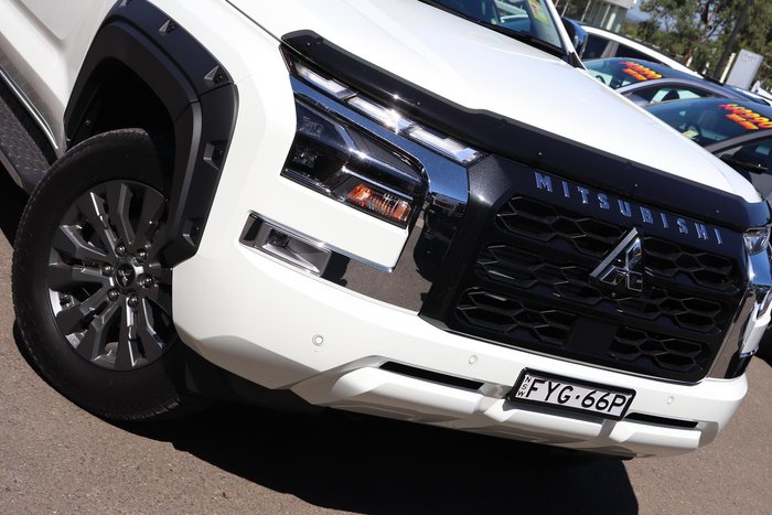 2025 Mitsubishi Triton GLS