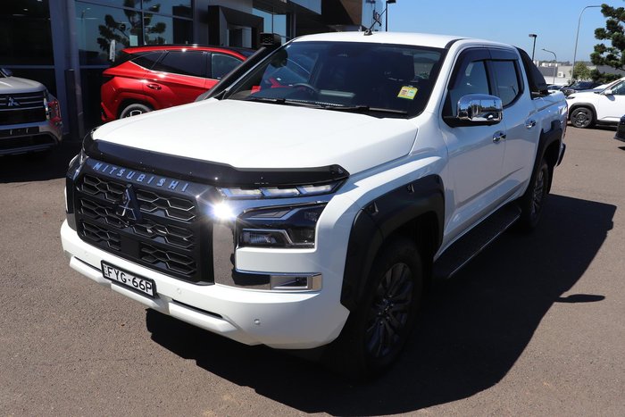 2025 Mitsubishi Triton GLS