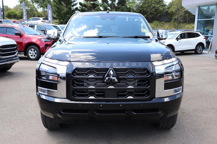 2025 Mitsubishi Triton GLS