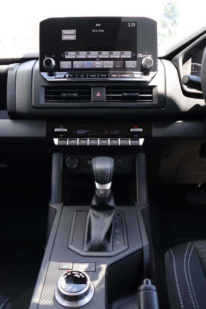 2025 Mitsubishi Triton GLX-R