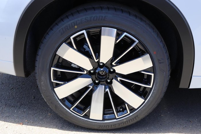 2025 Mitsubishi Outlander Exceed Tourer