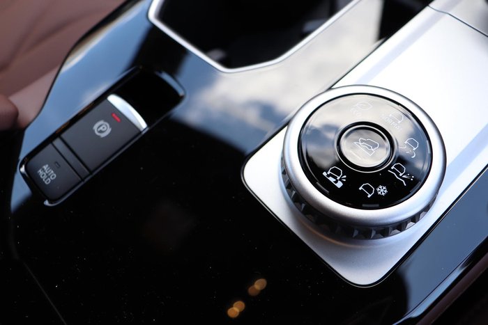 2025 Mitsubishi Outlander Exceed Tourer