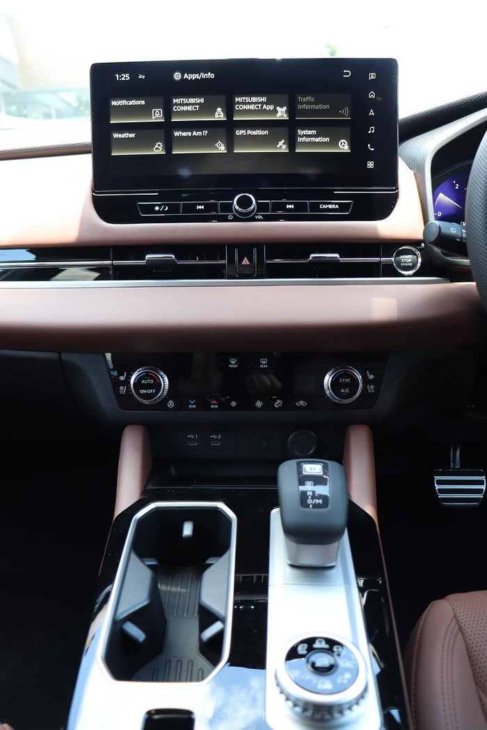 2025 Mitsubishi Outlander Exceed Tourer