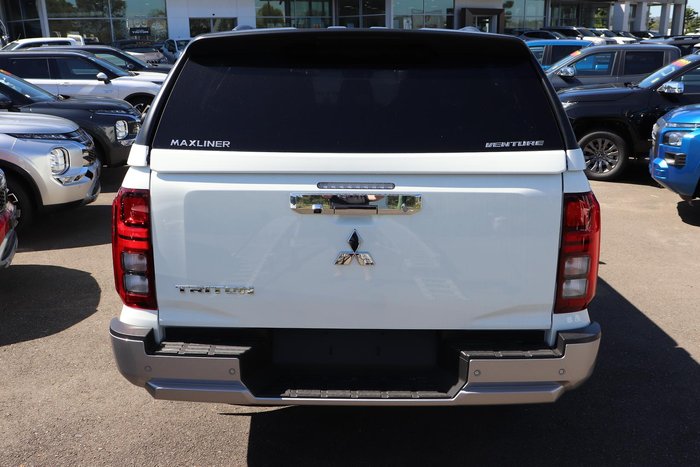 2024 Mitsubishi Triton GLS