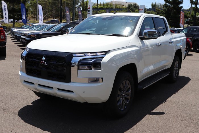 2024 Mitsubishi Triton GLS