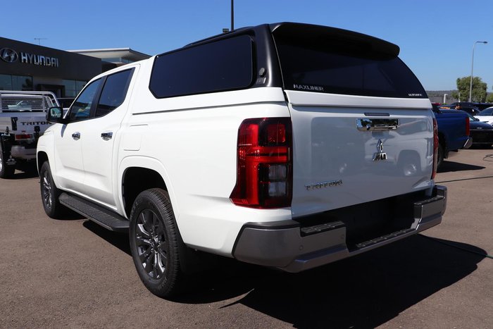 2025 Mitsubishi Triton GLS