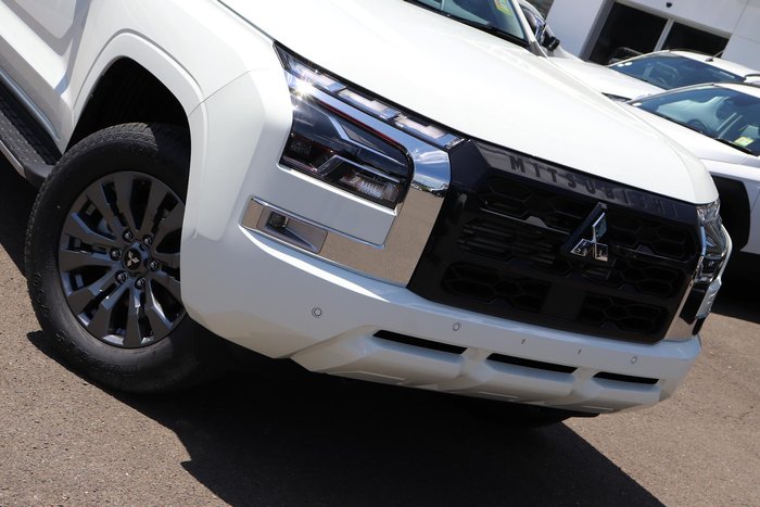 2024 Mitsubishi Triton GLS