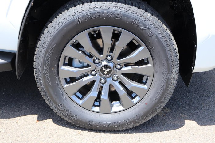 2024 Mitsubishi Triton GLS