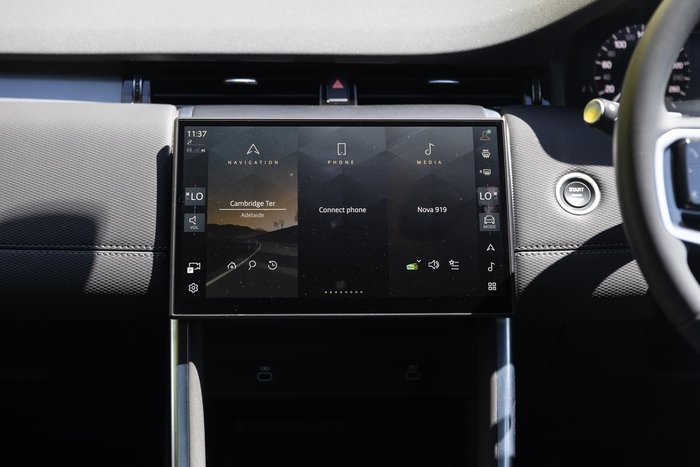 2024 Land Rover Discovery Sport P250 Dynamic SE