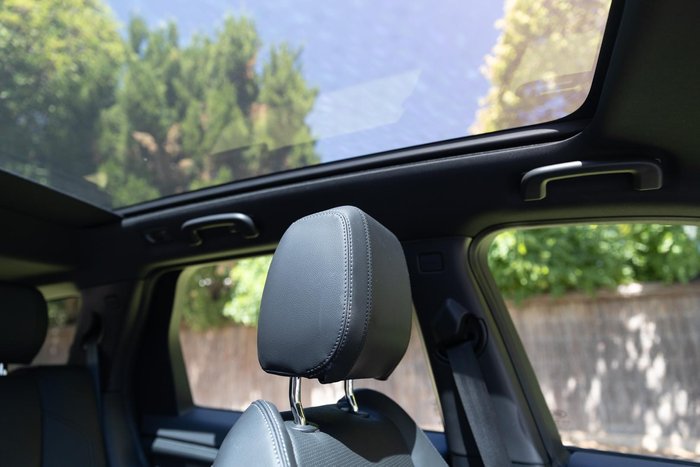 2024 Land Rover Discovery Sport P250 Dynamic SE