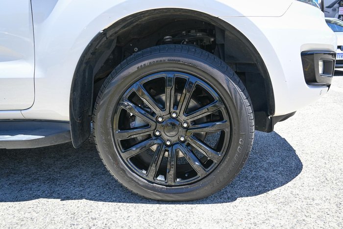 2020 Ford Everest Sport