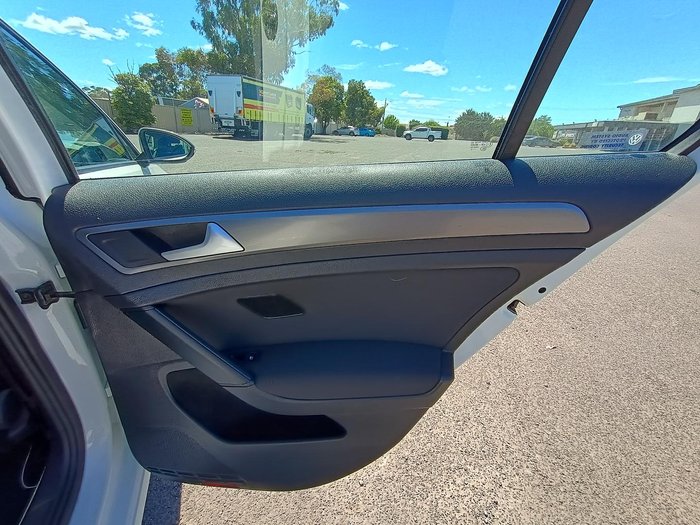 2016 Volkswagen Golf 92TSI 7 MY16 Pure White