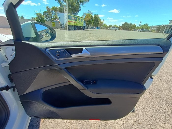 2016 Volkswagen Golf 92TSI 7 MY16 Pure White