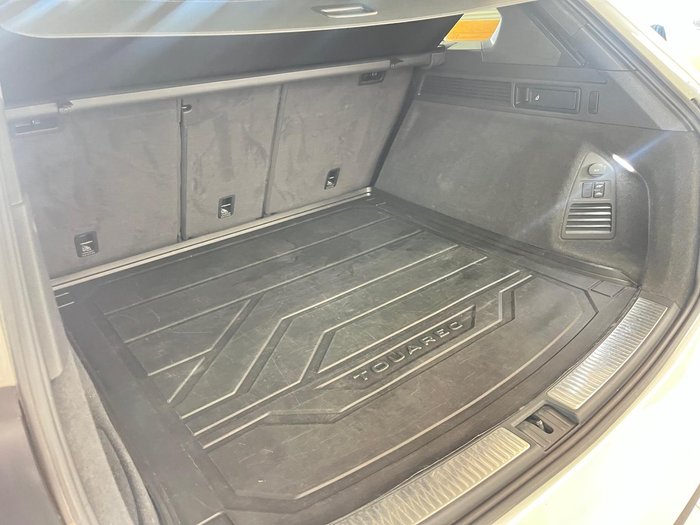 2020 Volkswagen Touareg 190TDI Premium CR MY20 Four Wheel Drive Pure White