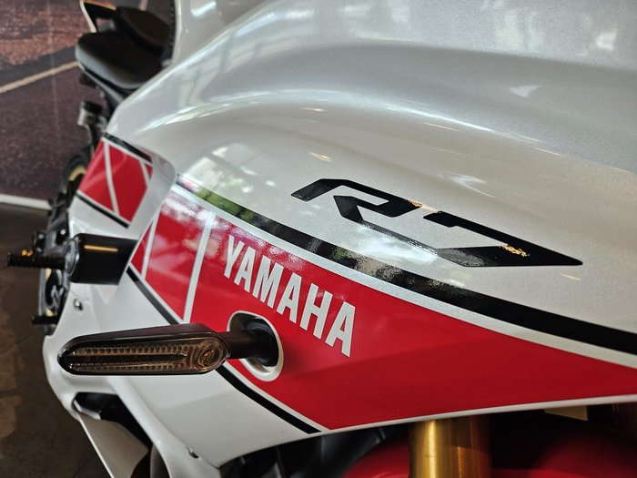 2021 Yamaha YZF-R7 LAMs 60th Anniversary WGP YZF-R White