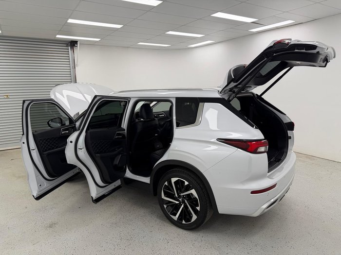 2023 Mitsubishi Outlander Exceed ZM MY23 AWD White