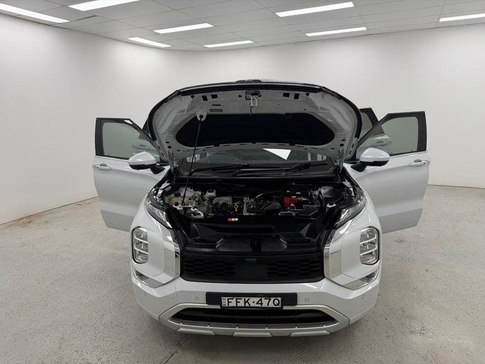 2023 Mitsubishi Outlander Exceed ZM MY23 AWD White