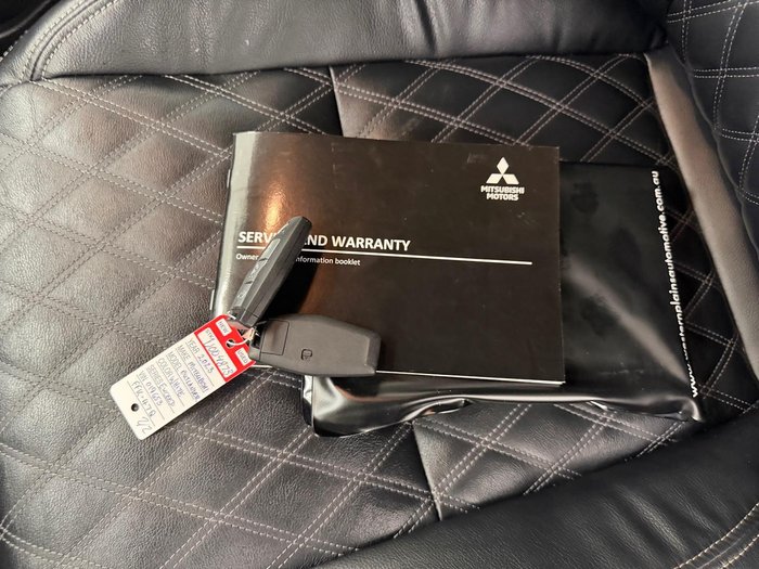 2023 Mitsubishi Outlander Exceed ZM MY23 AWD White