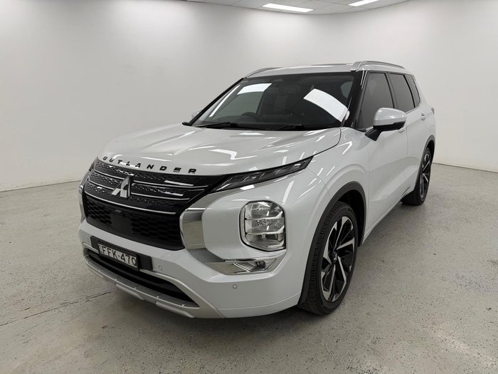 2023 Mitsubishi Outlander Exceed ZM MY23 AWD White