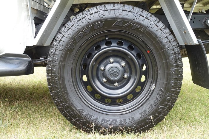 2020 Toyota Hilux SR GUN126R 4X4 Dual Range Glacier White