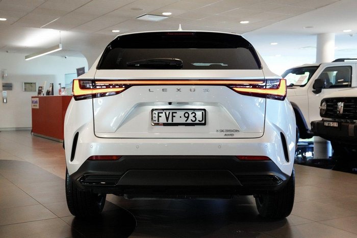 2023 Lexus NX 350h Sports Luxury