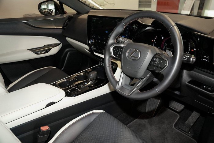 2023 Lexus NX 350h Sports Luxury